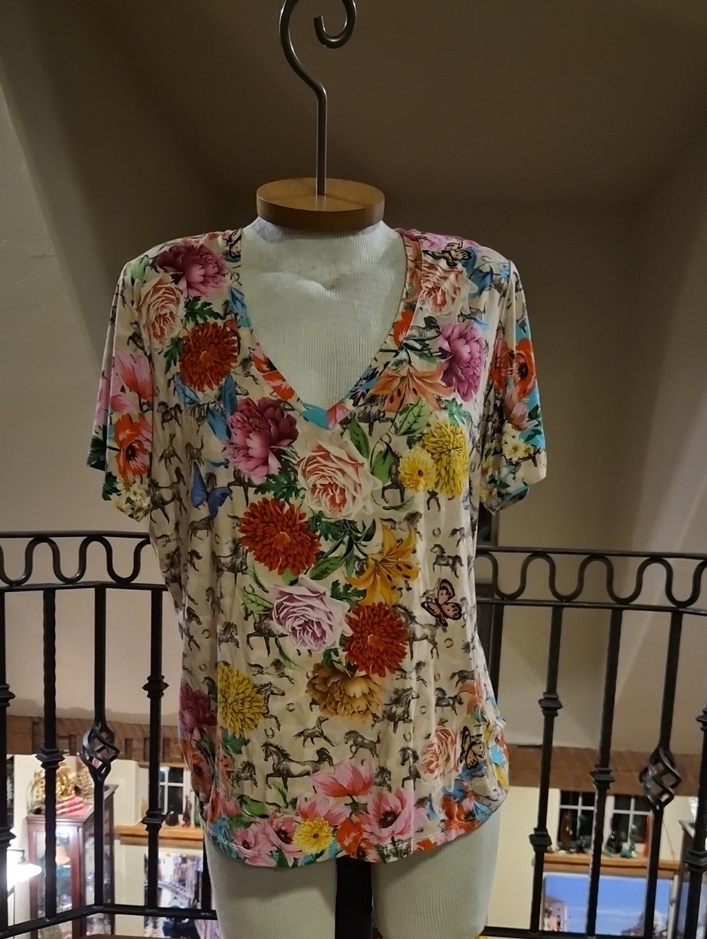 V-Neck Floral Short Sleeve Top - Cream Multi
